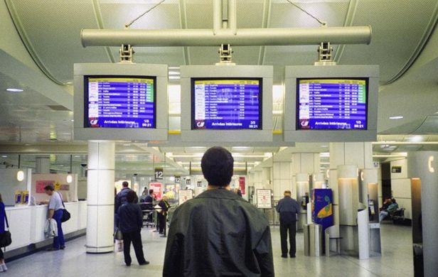 8868app最新版下载嵌入式电脑在乘客信息显示系统中的应用